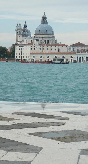 Maria S. from Madrid